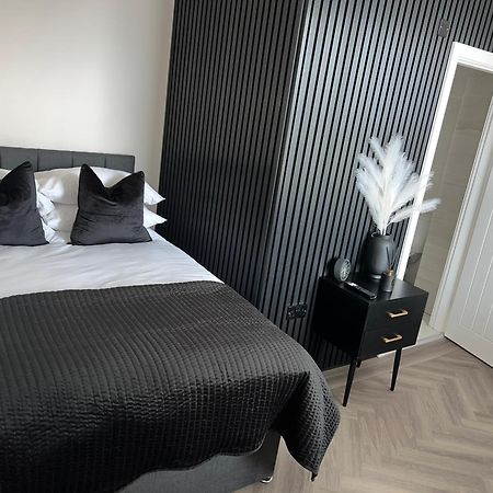 128 Anfield Road Hotell Liverpool Exteriör bild