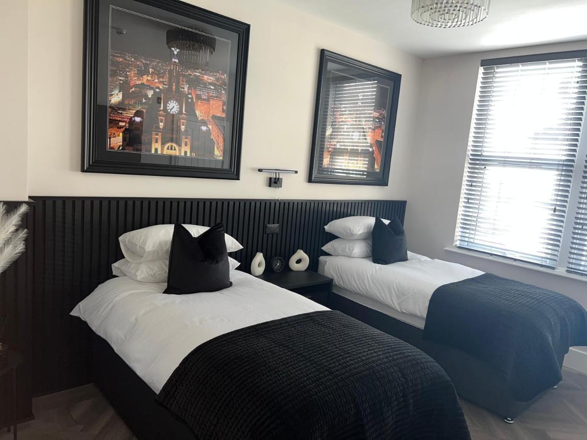 128 Anfield Road Hotell Liverpool Exteriör bild