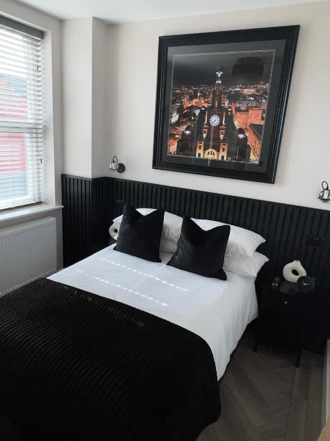 128 Anfield Road Hotell Liverpool Exteriör bild