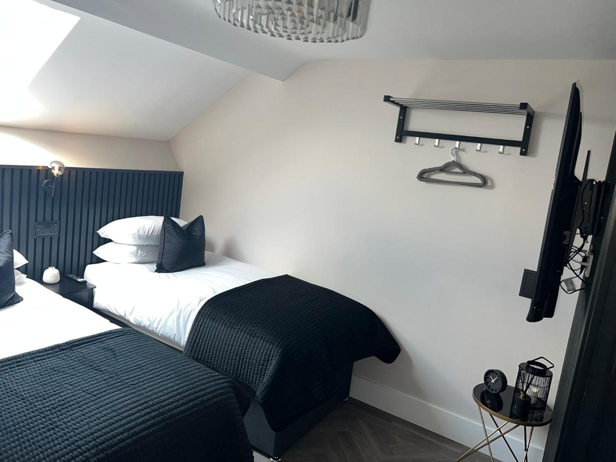 128 Anfield Road Hotell Liverpool Rum bild